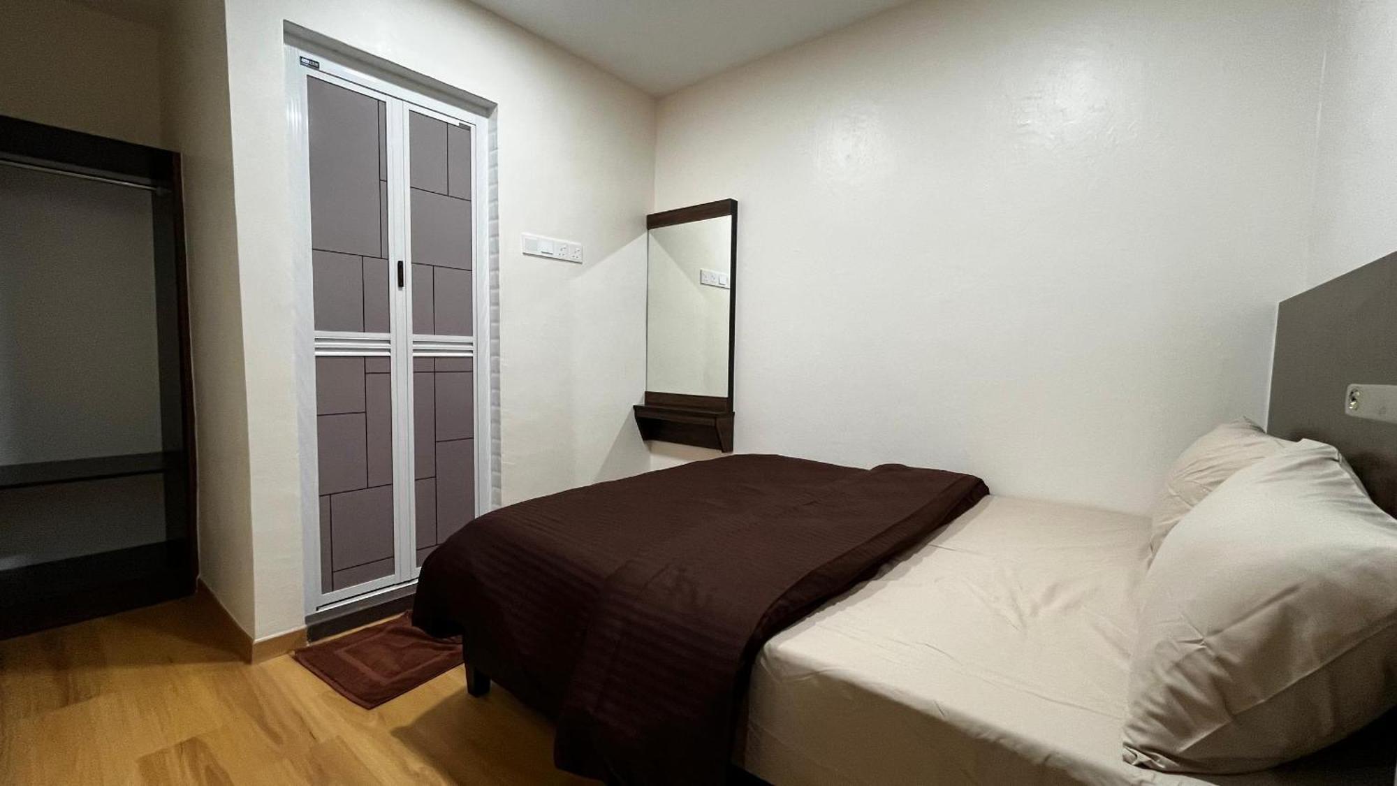 Skye Apartment Hotel Бринчанг Экстерьер фото